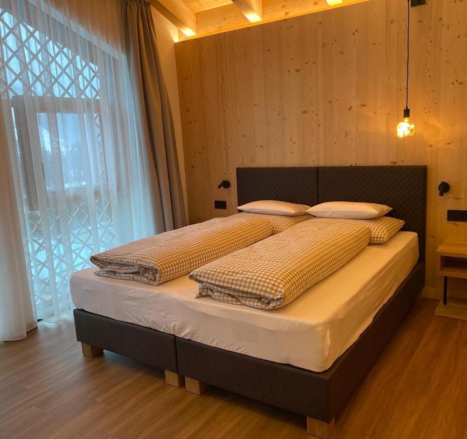 Les Ciases Chalets Dolomites San Vigilio Di Marebbe Ngoại thất bức ảnh